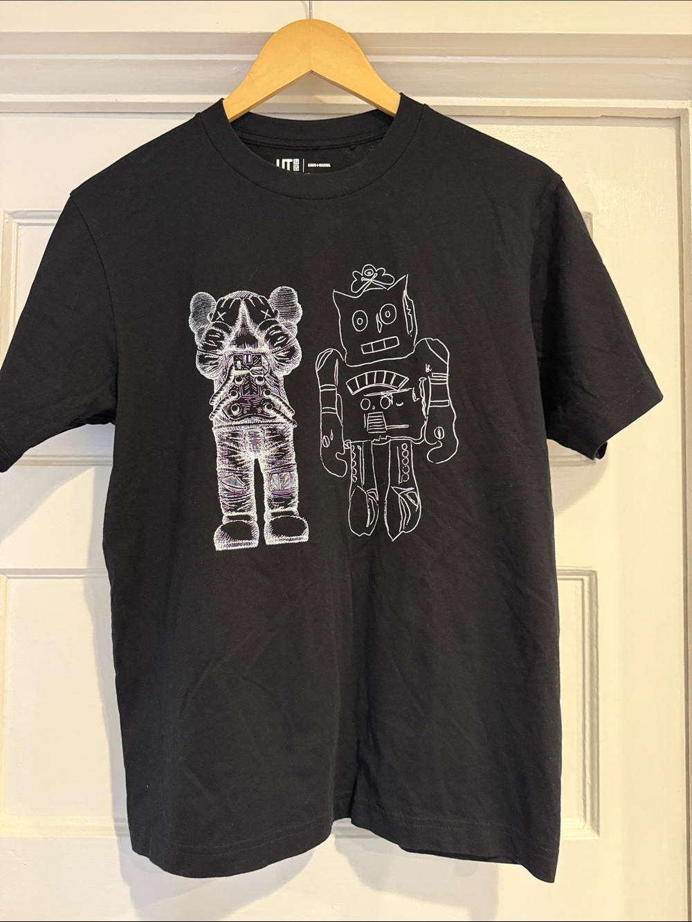 KAWS x Uniqlo Warhol UT Graphic 476351 T-shirt Unisex Size S